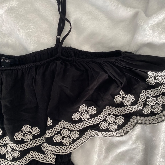 Black Romper with Lace - Picture 9 of 10